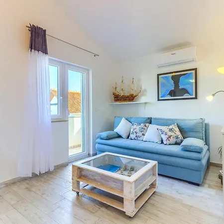 Queen's Pearl - Ninske Vodice Апартаменты Нин