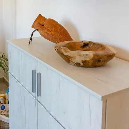 Queen's Pearl - Ninske Vodice *