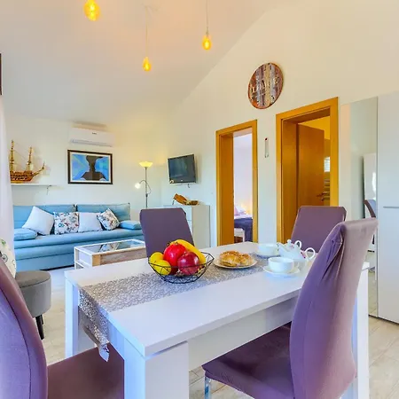 Apartment Queen's Pearl - Ninske Vodice *