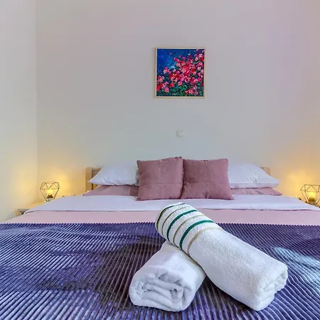 Apartment Queen's Pearl - Ninske Vodice *