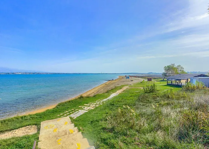Queen's Pearl - Ninske Vodice