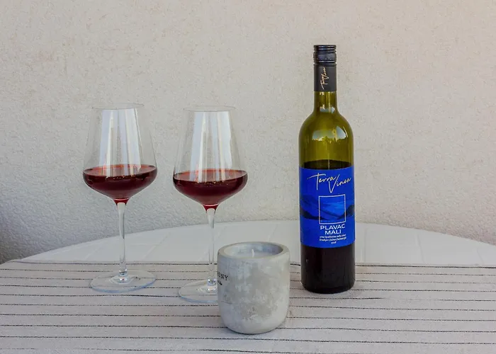 Queen's Pearl - Ninske Vodice Нин